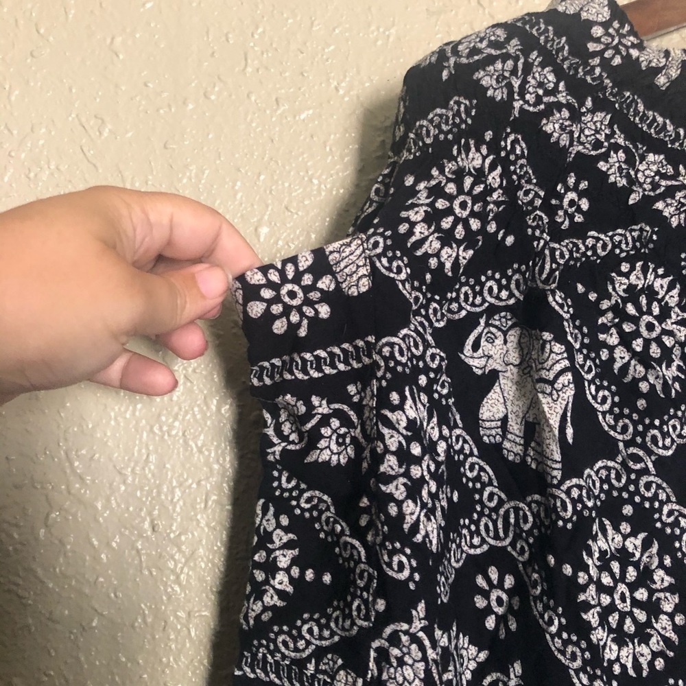Wide leg elephant print pant - plus xxl - Picture 4 of 5